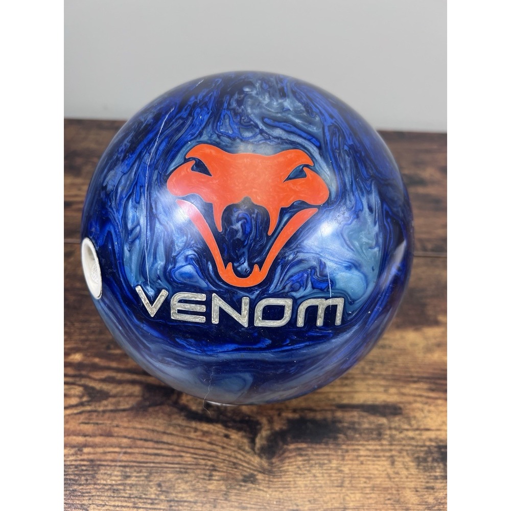 Motiv Blue Coral Venom Bowling Ball 12lbs 13oz Very Nice